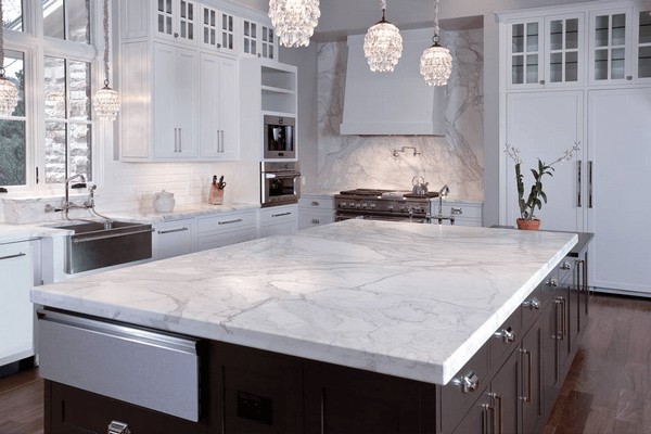 Столешница для кухни из мрамора Bianco Carrara