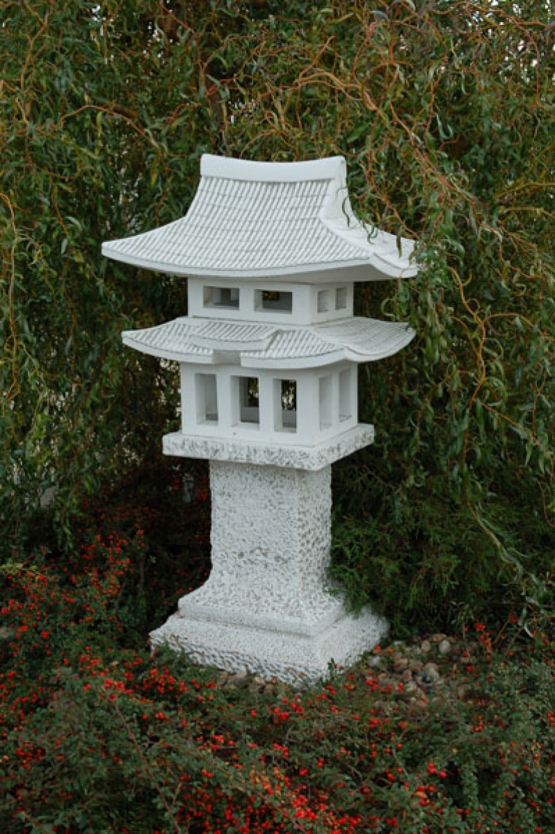 Японский садовый фонарь. Японский фонарь цикубаи. Японские фонарики для сада. Китайский садовый фонарь.